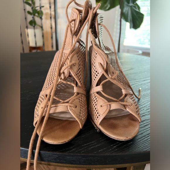 Aldo Shoes - Picture 4 of 9